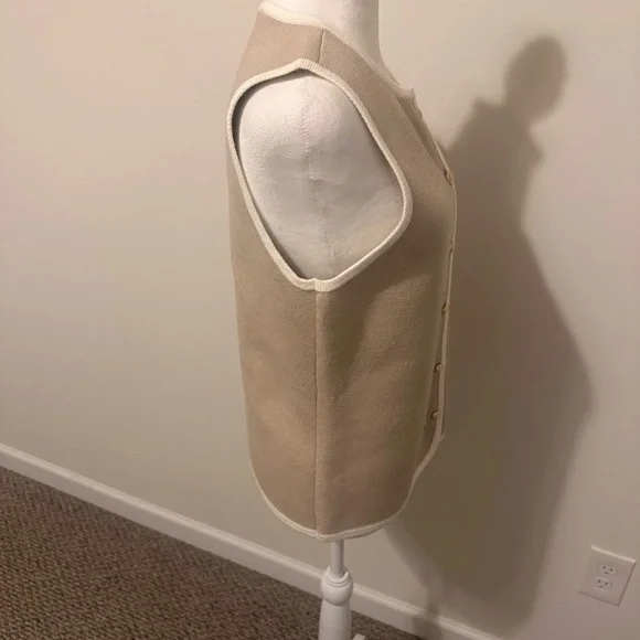 Abercrombie & Fitch Beige Sleeveless Knit Vest Size Large - Picture 4 of 6